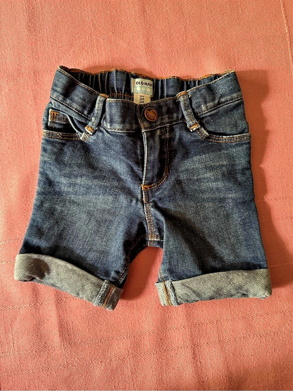 Old Navy Denim Cuffed Shorts Size 2T Like New